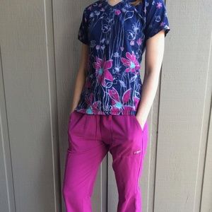 Grey's Anatomy Printed Scrub Set